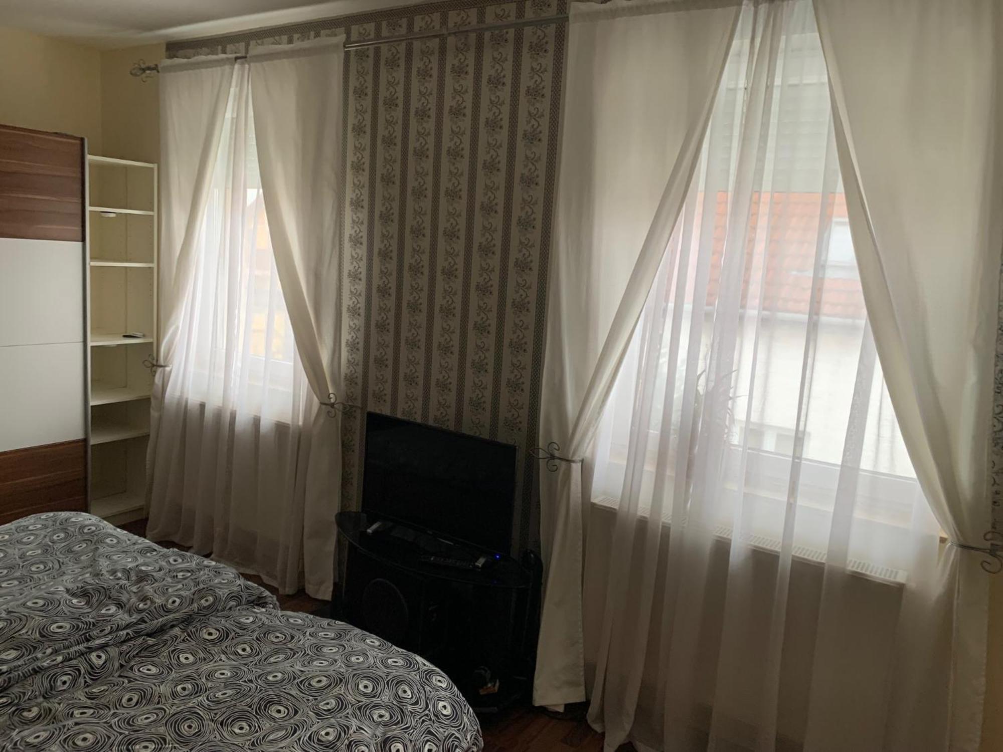 Airport Road/Repter Koezeli Haz Privat Parkoloval Apartment Budapest Ngoại thất bức ảnh